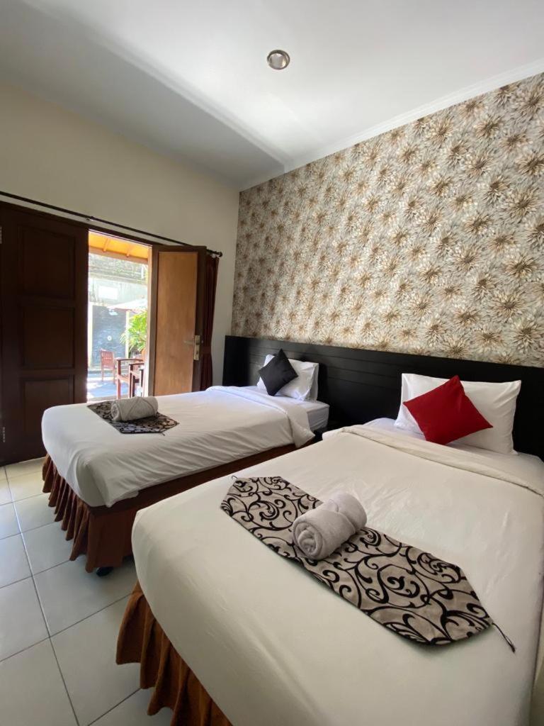 Jesens Inn II กูตา ภายนอก รูปภาพ