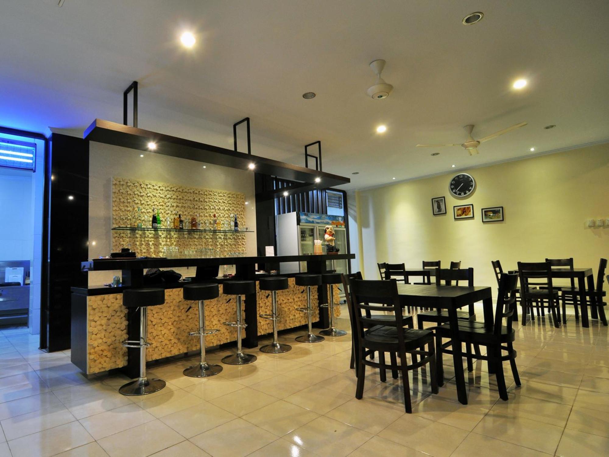 Jesens Inn II กูตา ภายนอก รูปภาพ